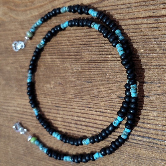 Black and Blue Beaded Necklace,  Handmade Men's Beaded Necklace,  18 Inches Long - Picture 5 of 6
